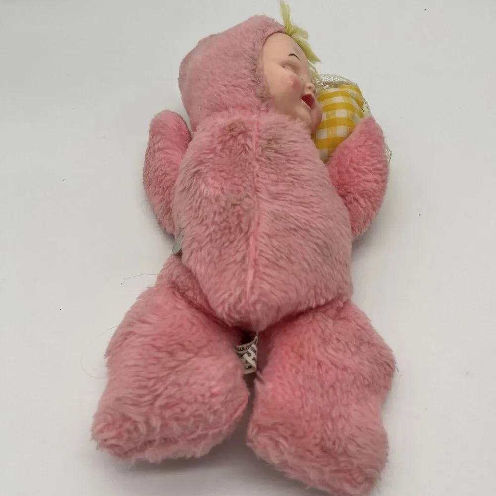 VTG Commonwealth Pink RUBBER FACE Sleeping Baby 11